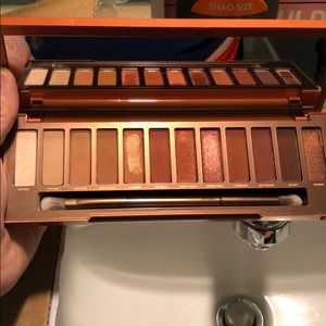 Urban Decay Naked HEAT